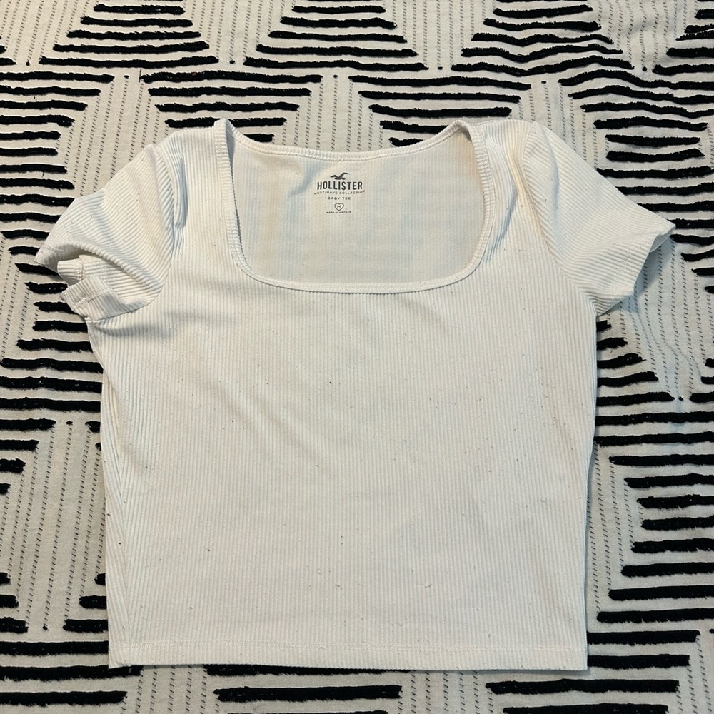 Hollister baby tee